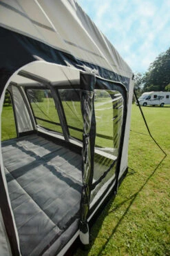 Vango Airbeam Vango Balletto Air 390 Elements Shield Caravan Awning (2023) -Vango Shop van 22 lifestyle balletto shield 390 low14